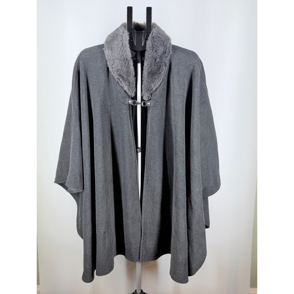 Liz Claiborne Womens Charcoal Grey Faux Fur Collar Cape Wrap One Size NEW